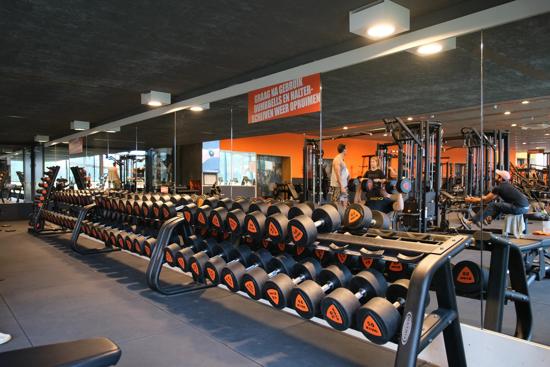 Basic-Fit Vlissingen Baskensburgplein 24/7