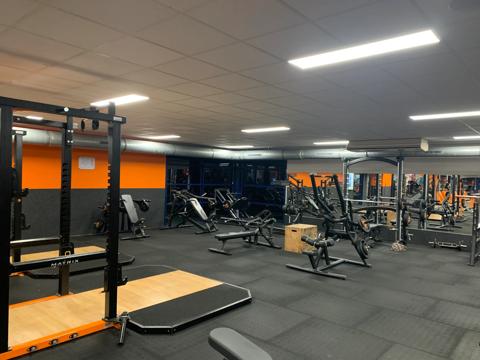 Basic-Fit Etten-Leur Vijfhuizenweg 24/7