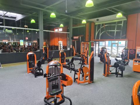 Basic-Fit Schiedam de Brauwweg 24/7