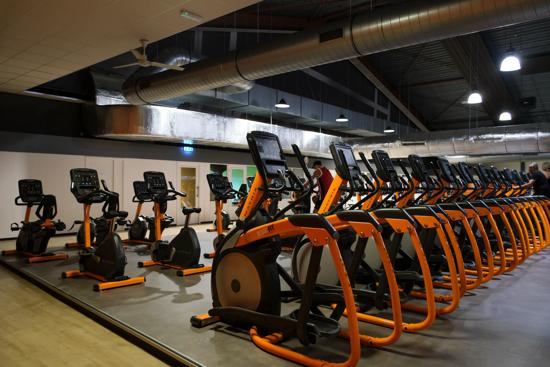 Basic-Fit Helmond Braakse Bosdijk 24/7