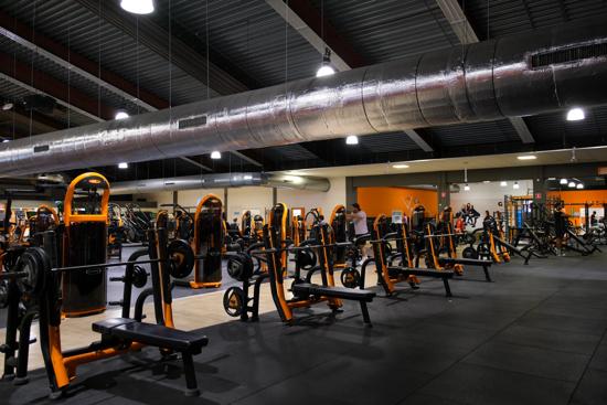 Basic-Fit Helmond Braakse Bosdijk 24/7