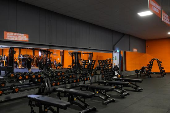 Basic-Fit Helmond Braakse Bosdijk 24/7