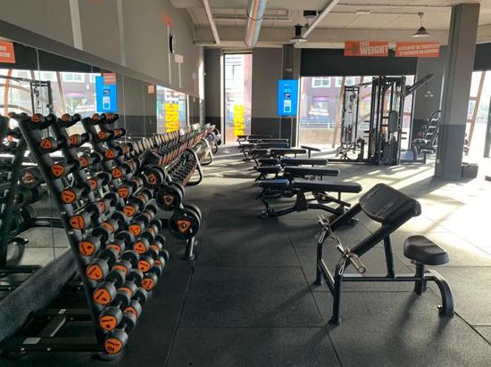 Basic-Fit Veenendaal Wolweg 24/7