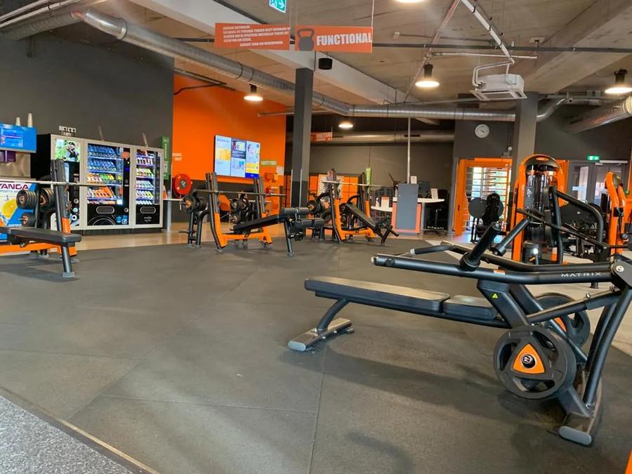 Basic-Fit Veenendaal Wolweg 24/7