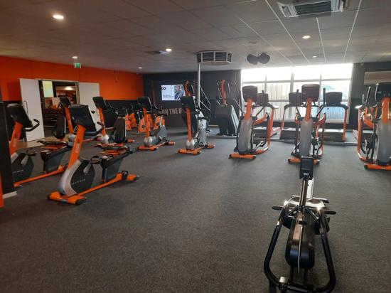 Basic-Fit Katwijk Ambachtsweg 24/7