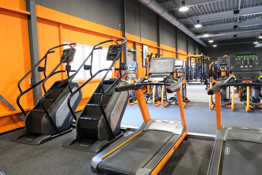 Basic-Fit Rotterdam Plompertstraat 24/7