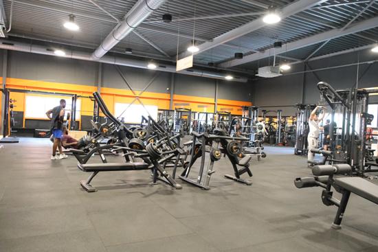 Basic-Fit Rotterdam Plompertstraat 24/7