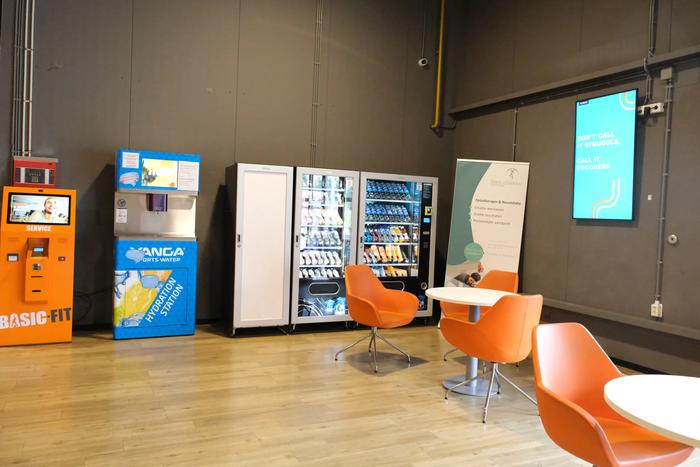 Basic-Fit Rotterdam Plompertstraat 24/7