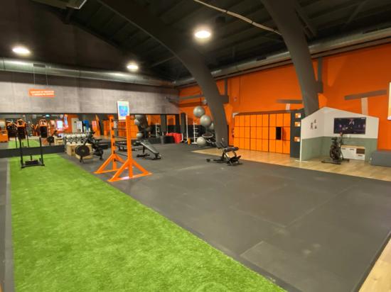 Basic-Fit Rotterdam Dorpslaan 24/7