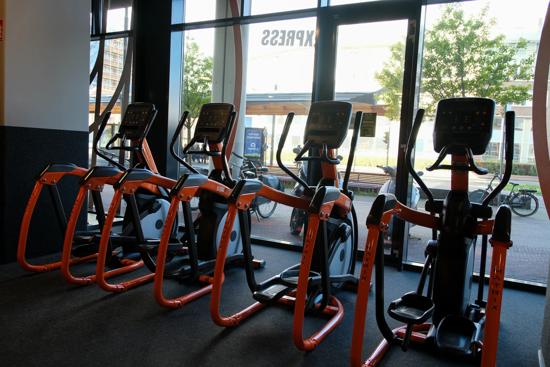 Basic-Fit Den Haag Stationsplein-Hofwijckstraat 24/7