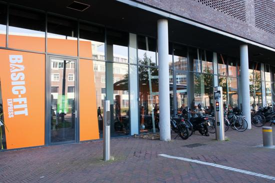 Basic-Fit Den Haag Stationsplein-Hofwijckstraat 24/7