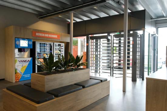 Basic-Fit Maassluis Elektraweg 24/7