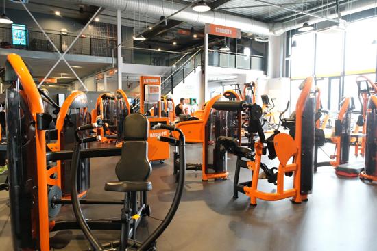 Basic-Fit Maassluis Elektraweg 24/7