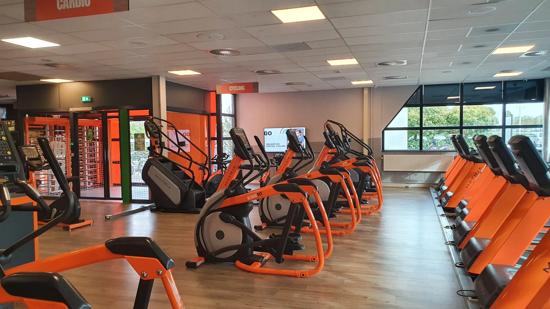 Basic-Fit Zoetermeer Koraalrood 24/7