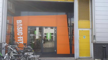 Basic-Fit Zoetermeer Koraalrood 24/7