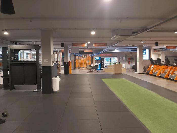 Basic-Fit Oldenzaal Nagelstraat 24/7