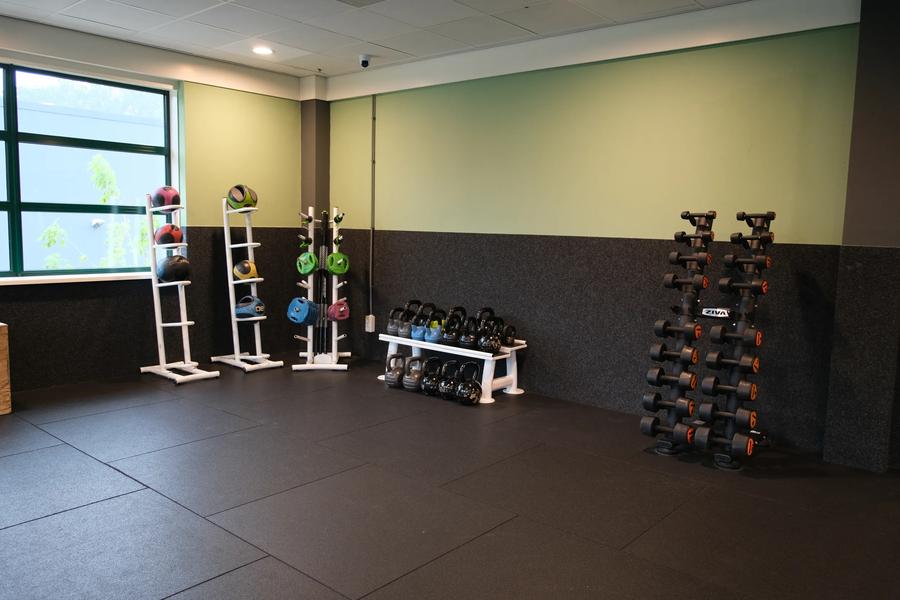Basic-Fit Assen Nijverheidsweg 24/7