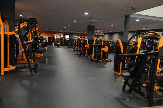 Basic-Fit Assen Nijverheidsweg 24/7