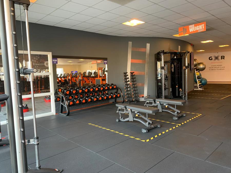 Basic-Fit Meppel Industrieweg 24/7
