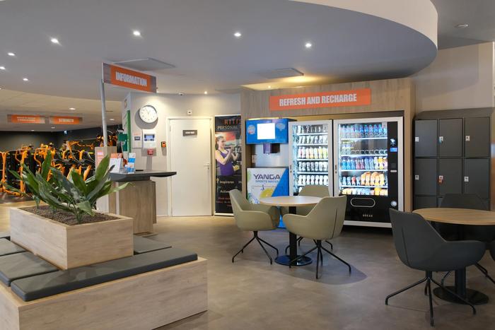 Basic-Fit Woerden van Helvoortlaan 24/7