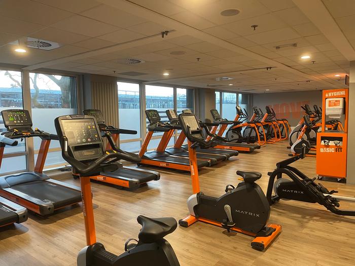 Basic-Fit Rotterdam Delftseplein 24/7