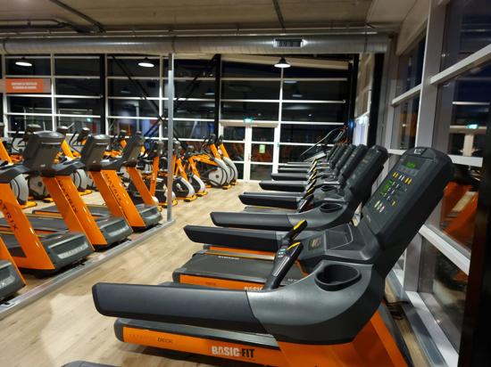 Basic-Fit Heerenveen It Hege Stik 24/7