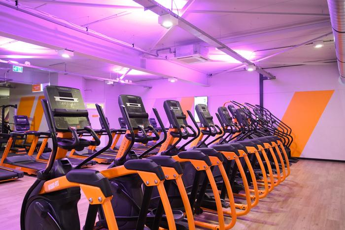 Basic-Fit Badhoevedorp Sloterweg 24/7
