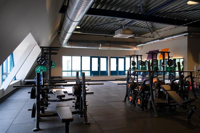 Basic-Fit Badhoevedorp Sloterweg 24/7