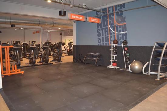 Basic-Fit Badhoevedorp Sloterweg 24/7