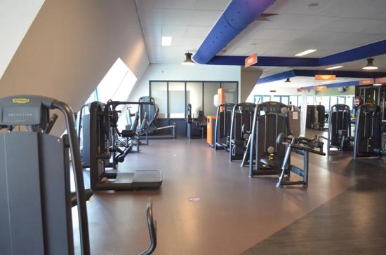 Basic-Fit Badhoevedorp Sloterweg 24/7