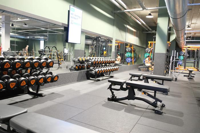 Basic-Fit Veendam Veenlustpassage 24/7