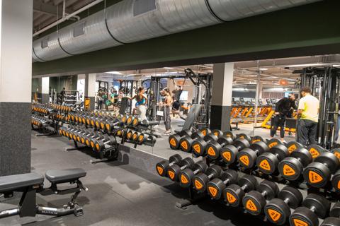 Basic-Fit Dordrecht P.A. de Kok-plein