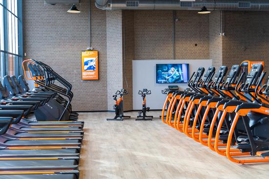 Basic-Fit Veldhoven Lange Kruisweg 24/7