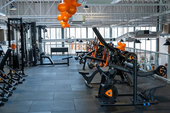 Basic-Fit Veldhoven Lange Kruisweg 24/7