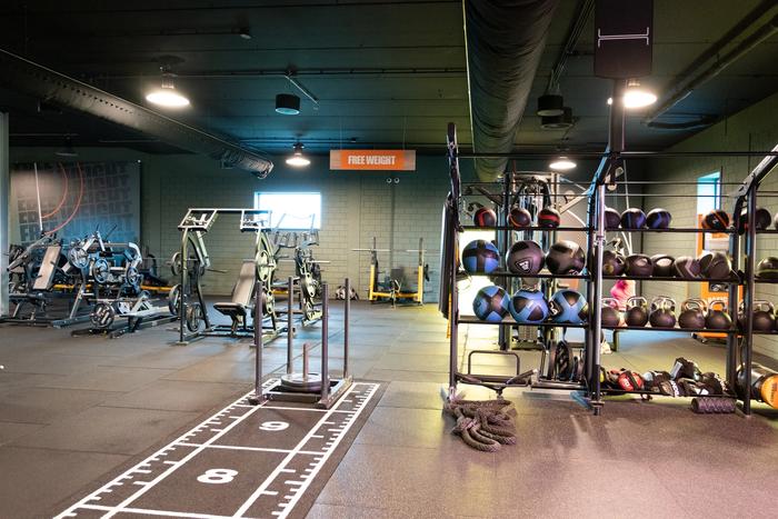 Basic-Fit Waalwijk De Gaard 24/7