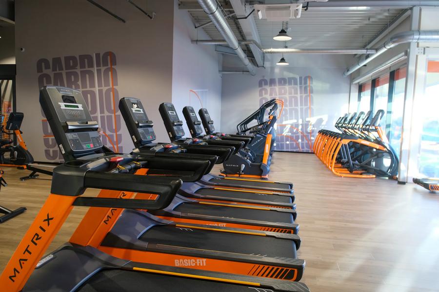 Basic-Fit Hoogezand Hazenleger 24/7