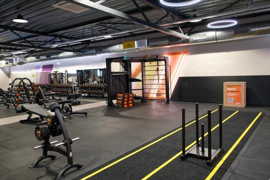Basic-Fit Dokkum Rondweg-west 24/7
