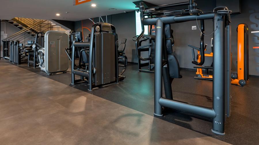 Basic-Fit Schoten Bredabaan 24/7