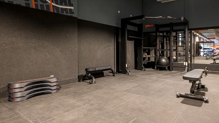 Basic-Fit Antwerpen Hoboken Zeelandstraat 24/7