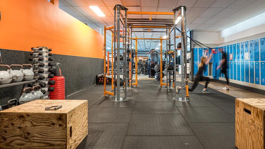 Basic-Fit Borsbeek Frans Beirenslaan 24/7