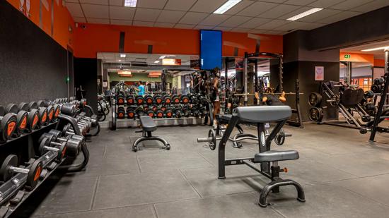 Basic-Fit Brussels Madou 24/7