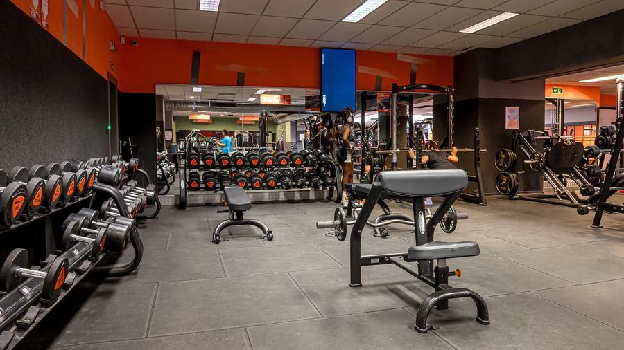 Basic-Fit Brussels Madou 24/7