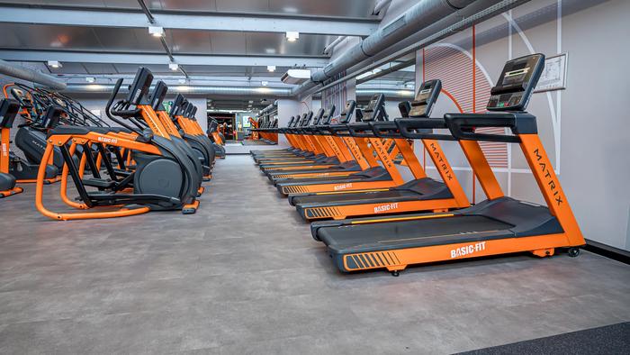 Basic-Fit Kortrijk Meensestraat 24/7