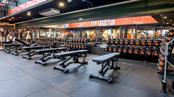 Basic-Fit Kortrijk Meensestraat 24/7
