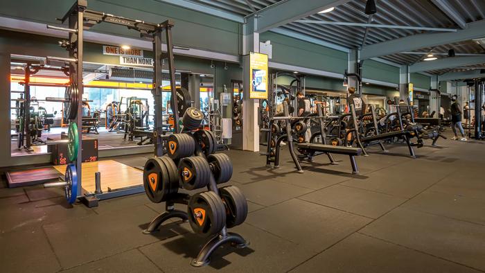 Basic-Fit Brugge Maalsesteenweg 24/7