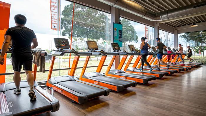 Basic-Fit Waregem St-Eloois-Vijve Gentseweg 24/7