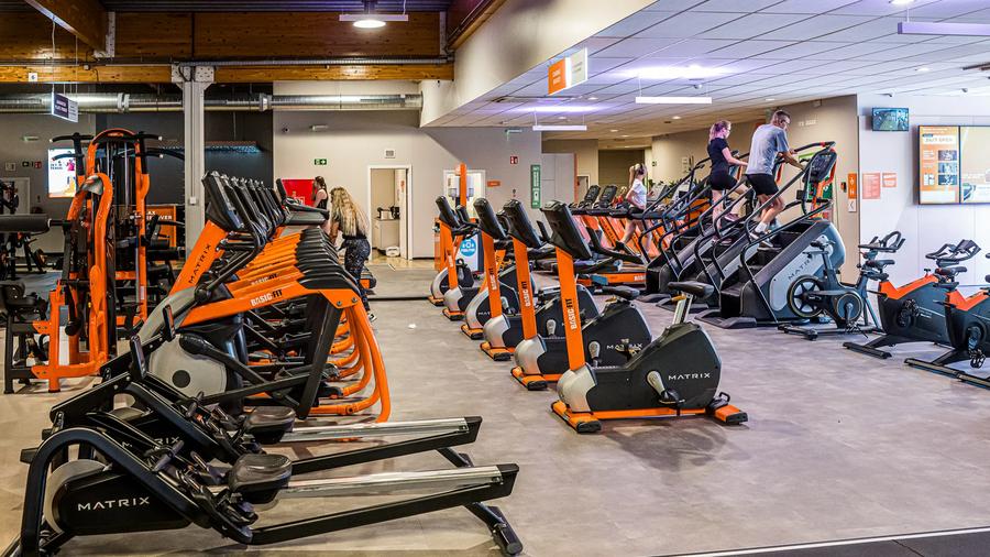 Basic-Fit Roeselare Brugsesteenweg 24/7