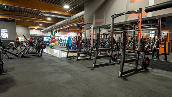 Basic-Fit Roeselare Brugsesteenweg 24/7