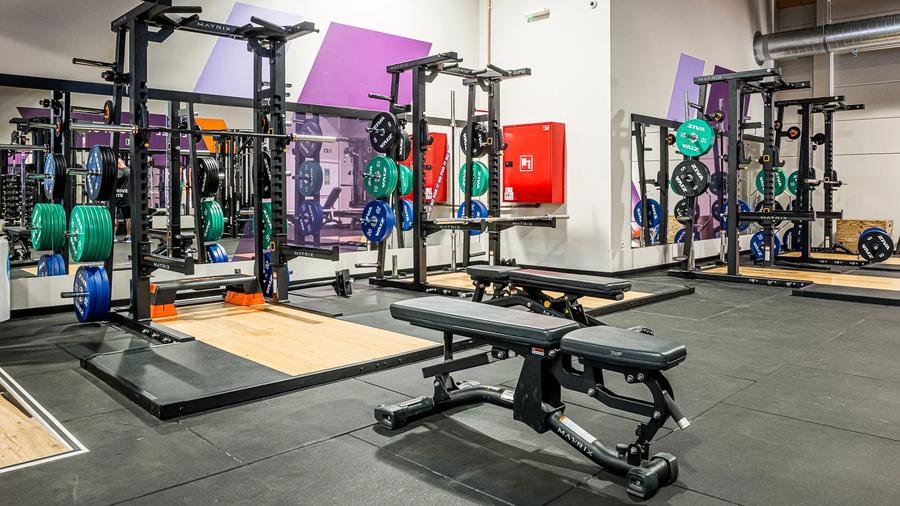 Basic-Fit Roeselare Brugsesteenweg 24/7