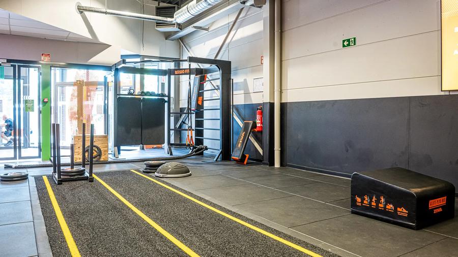 Basic-Fit Roeselare Brugsesteenweg 24/7